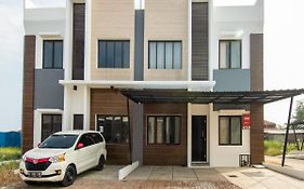 Oyo 3824 Columbus Residence J1