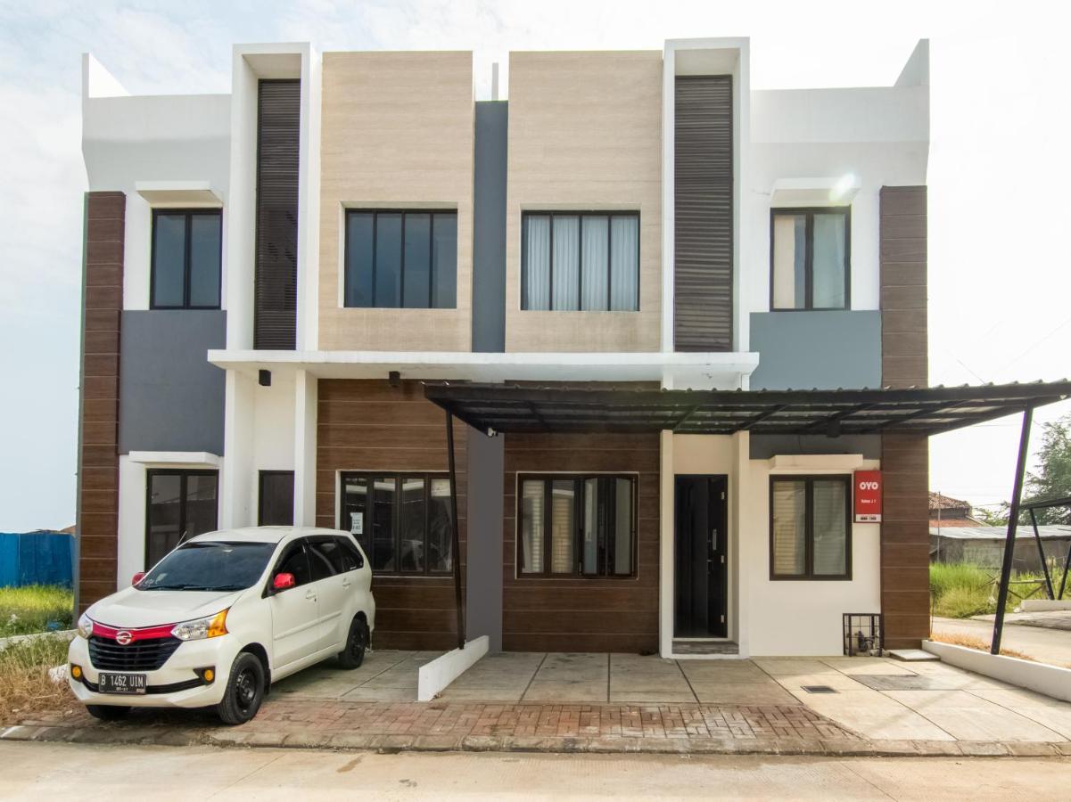 Oyo 3824 Columbus Residence J1 Telukjambe Bagian luar foto