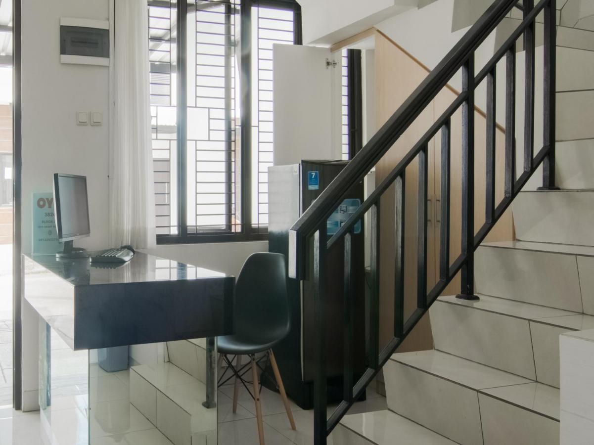 Oyo 3824 Columbus Residence J1 Telukjambe Bagian luar foto